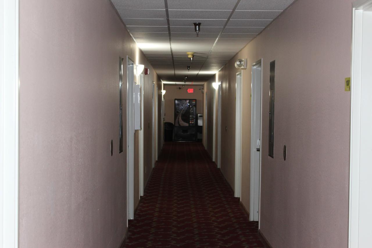 Hotel Super 8 By Wyndham Chenoa Zewnętrze zdjęcie